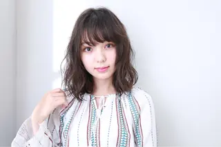 セミロング カラー パーマ 可愛いを作る神 ナオヒロのヘアスタイル