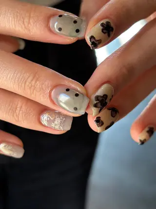 ネイル Manon Tomiのネイルデザイン