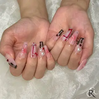 ロング 美フォルムスカルプ✨ RENAのネイルデザイン