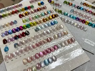 ネイル ルリン サロン💅のネイルデザイン