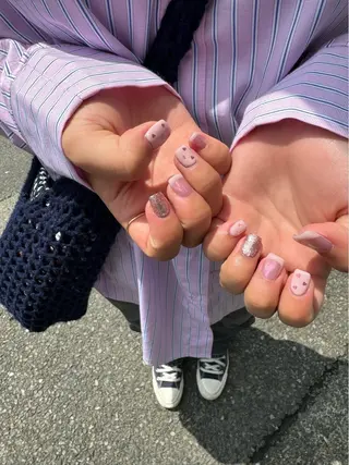 ネイル LAVISH 大和店 🤱子連れ大歓迎のネイルデザイン