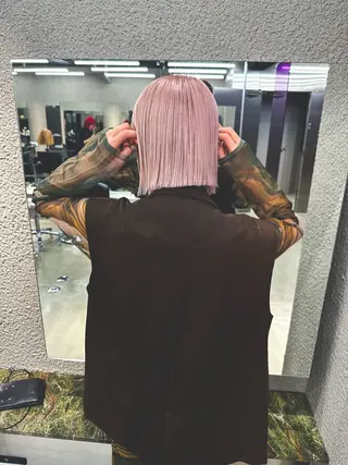ショート カラー 鈴木/ボブ/ ベージュ/ピンクのヘアスタイル