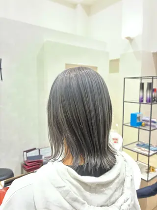 ミディアム カラー 本田 拓未のヘアスタイル