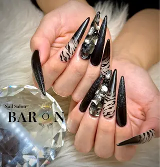 ネイル ♛︎BARON♛︎ MASAMIのネイルデザイン