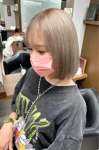 カラー yasuハイトーン/ デザインカラーのヘアスタイル