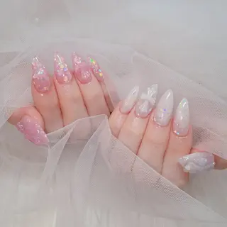 ネイル ラクロレ ハナ︎🌼のネイルデザイン