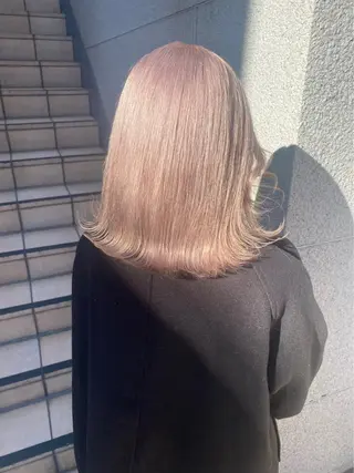 ミディアム モテ艶🪄ベージュ カラー🧸RUKAのヘアスタイル