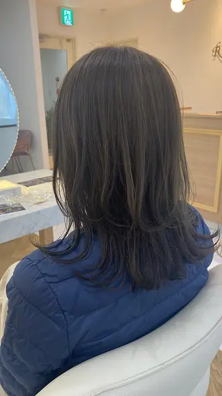 ミディアム 小林 美月  透明感カラーのヘアスタイル