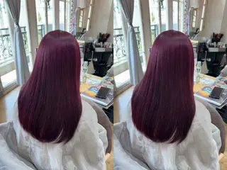 ロング SAKI⭐️ブリーチ ・艶カラー⭐️のヘアスタイル
