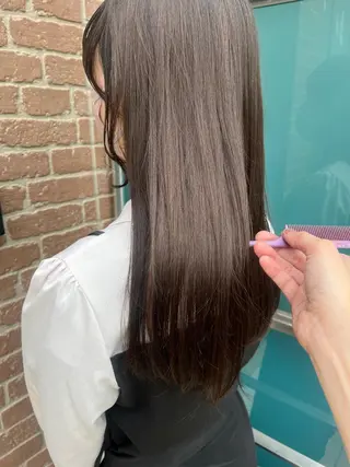 ロング カラー パーマ ヘアアレンジ メンズ キッズ ネイル マツエク・マツパ アイブロウ 久木原 ゆりのヘアスタイル