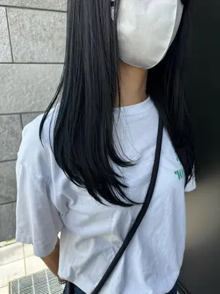 ロング 山本 望華のヘアスタイル