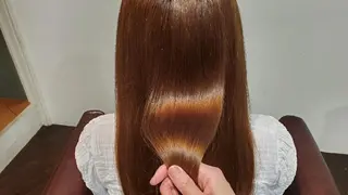 ロング パル__レイヤー/パ ーマ/デザインカラーのヘアスタイル