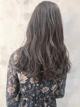 ミディアム カラー パーマ ヘアアレンジ TOMO GEEKS代表のヘアスタイル