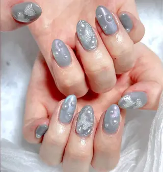 ネイル Blowe ニュアンスのネイルデザイン