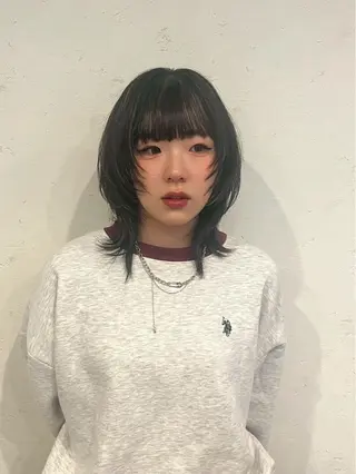 ミディアム 淡色┊︎ナチュラル 🧁奈那美🧁*.゜のヘアスタイル