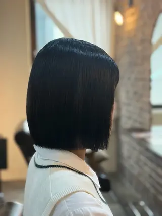 ショート 縮毛矯正/暖色系 /徳田真緒のヘアスタイル