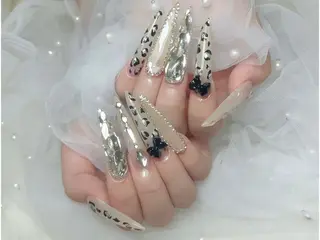 ネイル Huyn Nail Shinjyukuのネイルデザイン
