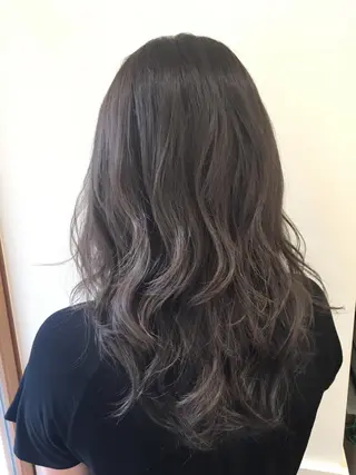 セミロング カラー ぱつっとボブ/ 小野あかねのヘアスタイル
