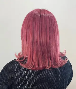 カラー mopa ayaneのヘアスタイル
