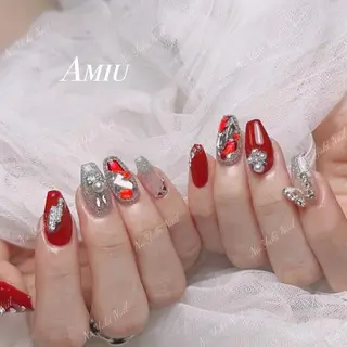ネイル 🦋 Queenieのネイルデザイン