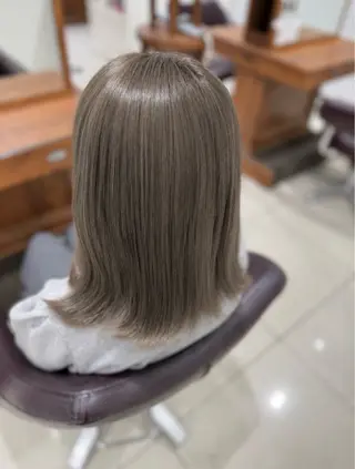 ミディアム ベージュ🤎/透明感 /ゆき🍀のヘアスタイル