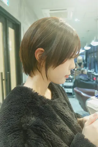 ショート ぱる/透明感カラー パーマ/カットのヘアスタイル