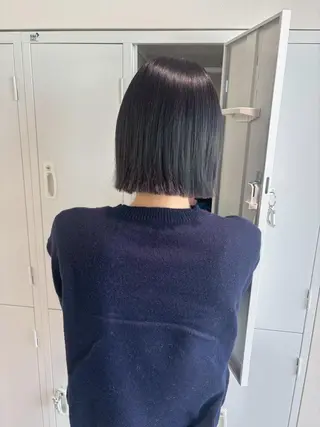 ショート カラー newi saLyu ネウィ サリューのヘアスタイル