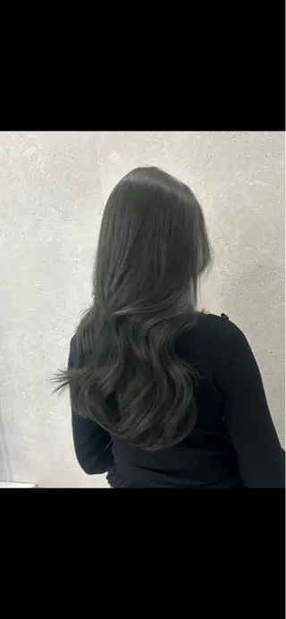 カラー しらい しょうたのヘアスタイル