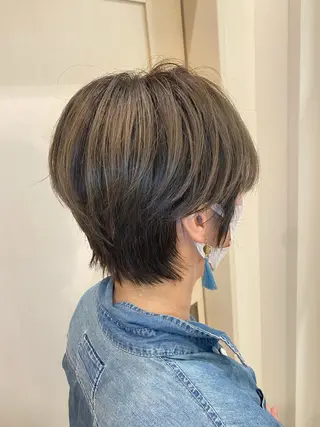 ショート カラー 🌿レイヤー/ブリー チ/🌿JINのヘアスタイル