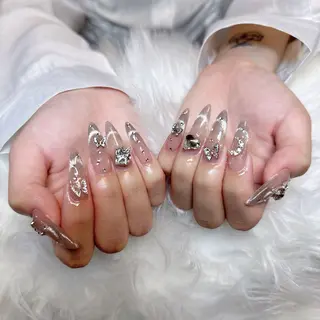 ネイル Luna Gladeのネイルデザイン