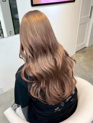 ロング nanami ケアブリーチ/表参道のヘアスタイル