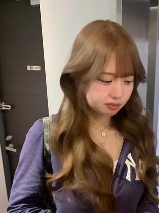 ロング 抜け感ダブルカラー miyukiのヘアスタイル