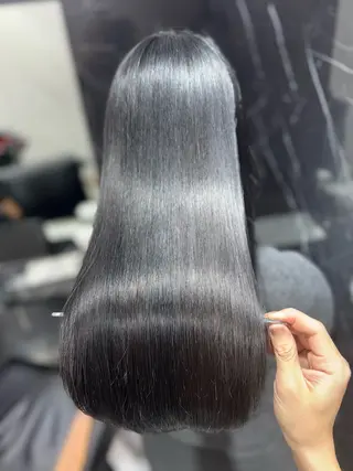 ロング JIN|朝楽になる 乾かしただけで極艶髪のヘアスタイル