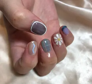ネイル パラあり！フィルイン 美フォルムのネイルデザイン