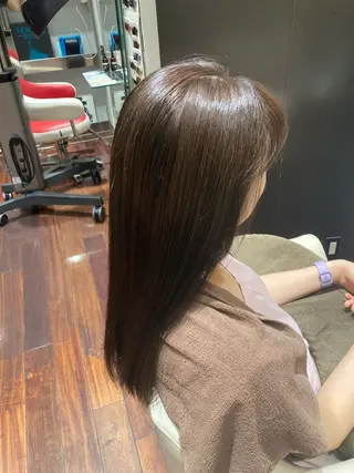 ロング 成沢 モニカのヘアスタイル
