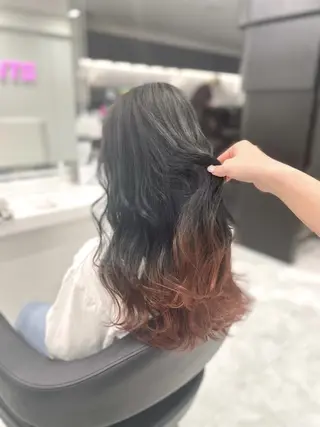 カラー ナチュラル可愛い◎ 推しカラー🤍池袋のヘアスタイル