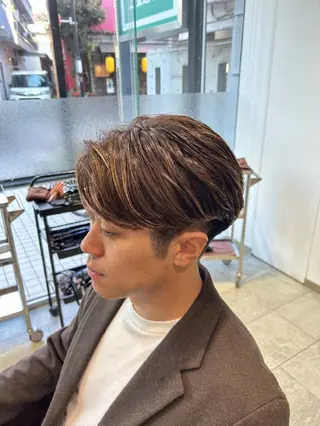 ショート パーマ メンズ 浅見 愛菜のヘアスタイル