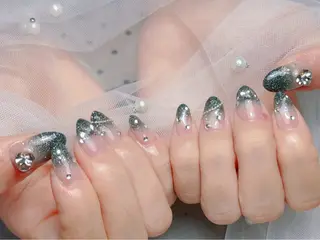 ネイル マジック ミラーのネイルデザイン