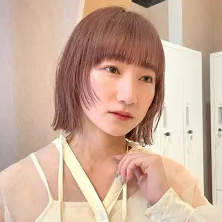 ショート カラー 顔まわり🥨レイヤー /透明感/水口舞奈のヘアスタイル
