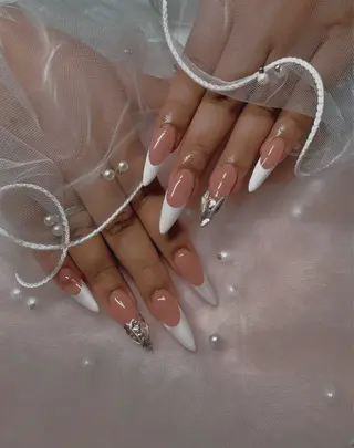 ネイル CHARME 🤎〔RINA〕のネイルデザイン
