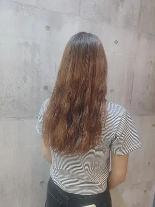 ロング パーマ art-Lago 宮司のヘアスタイル
