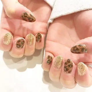 ネイル 板垣 綾乃のネイルデザイン