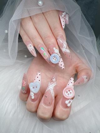 ネイル Lee  Nails リーリンのネイルデザイン