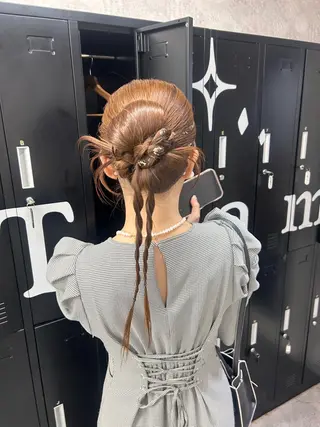 ロング ヘアアレンジ 💕ブリーチ/ヘアメ 🎀YUUKAのヘアスタイル