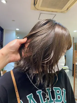 ショート カラー ブリーチカラー🫧 森　凪沙のヘアスタイル