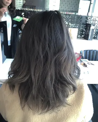 ミディアム カラー メンズ特化美容師 カラー専門ぺーターのヘアスタイル