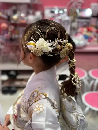 セミロング ヘアアレンジ hanaCoco ハナココのヘアスタイル