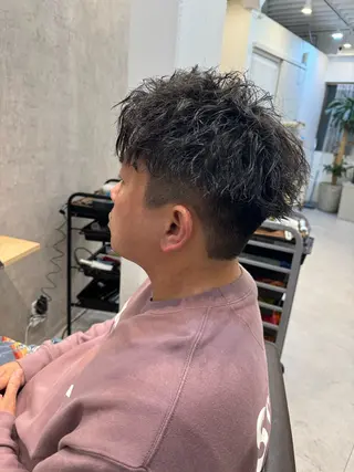 ミディアム パーマ メンズ 似合う髪型見つけます AYAKAのヘアスタイル
