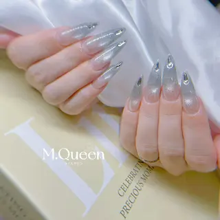ネイル MQueen ネイルサロンのネイルデザイン