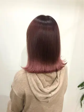 カラー white.梅田 デザインカラー🦄のヘアスタイル